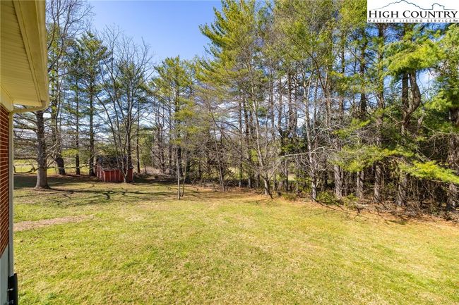 627 Saddle Mountain Church Rd, House other with 3 bedrooms, 1 bathrooms and null parking in Ennice NC | Image 6