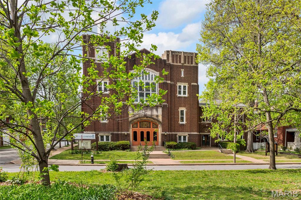 900 Bellerive Blvd,Unit 908, Saint Louis, MO 63111-2131