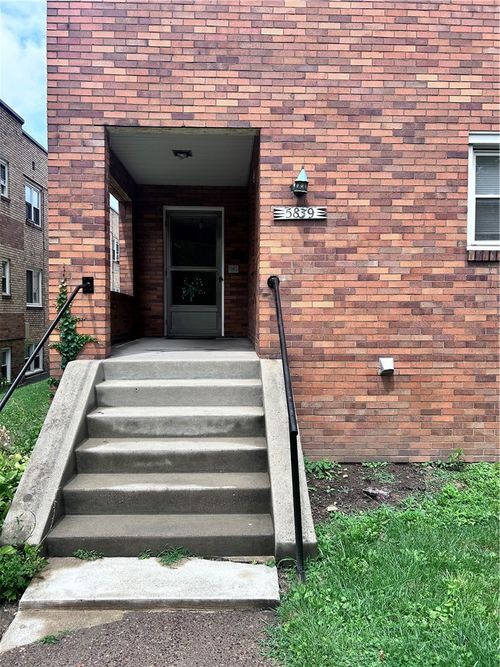 1-5839 Darlington Rd, Squirrel Hill, PA, 15217-1627 | Card Image