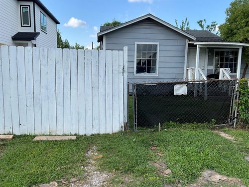 7957 Joy St, Houston, TX, 77028-3439 | Card Image