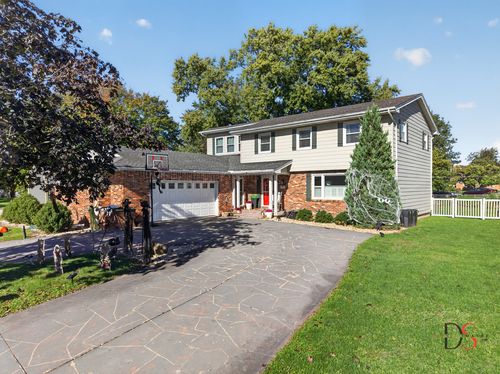 71 Stacy Ave, Streator, IL, 61364-2682 | Card Image