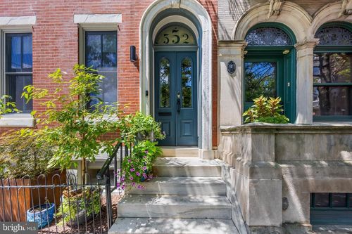 552 N 18th St, PHILADELPHIA, PA, 19130-3925 | Card Image