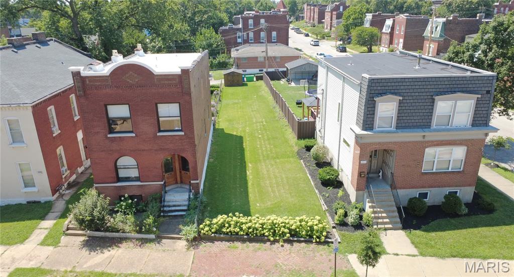Land in St Louis 3