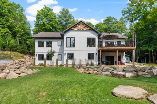 51 Glebe Rd, Haliburton, ON, K0M1S0 | Card Image