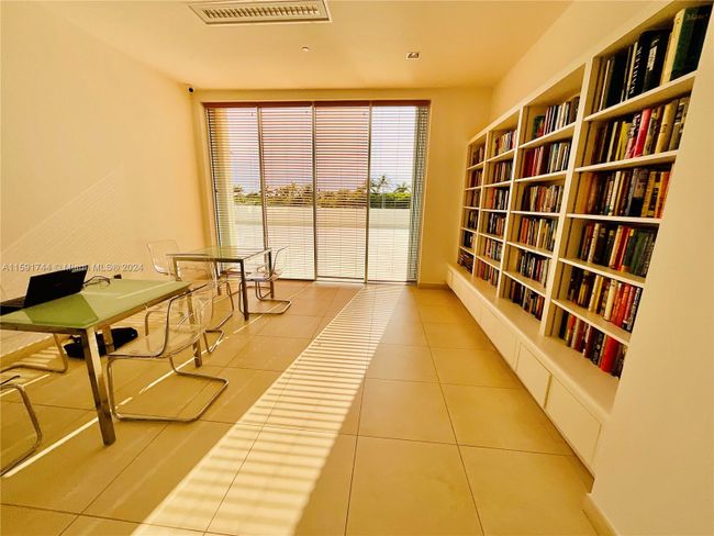 APT-11B - 881 Ocean Dr, Condo with 2 bedrooms, 2 bathrooms and null parking in Key Biscayne FL | Image 59