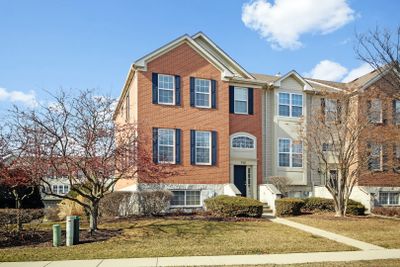 748 Lambert Lane, Condo with 3 bedrooms, 2 bathrooms and 2 parking in Bartlett IL | Image 1