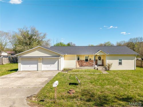 108 Brown St, Marble Hill, MO, 63764-9313 | Card Image