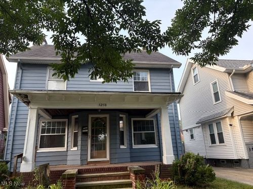 3258 Berkshire Rd, Cleveland Heights, OH, 44118-2525 | Card Image