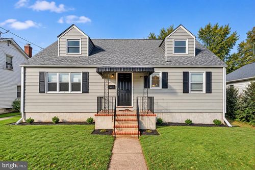 217 E 4th Street, FLORENCE, NJ, 08518 | Card Image