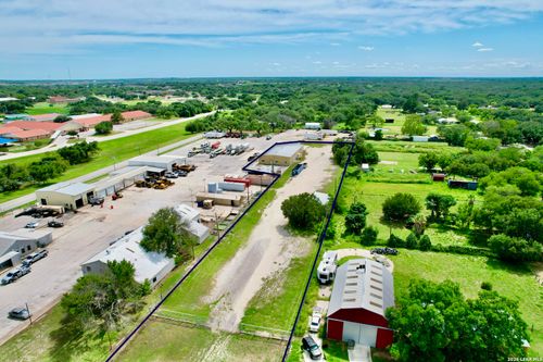 1209 Bensdale Rd, Pleasanton, TX, 78064 | Card Image