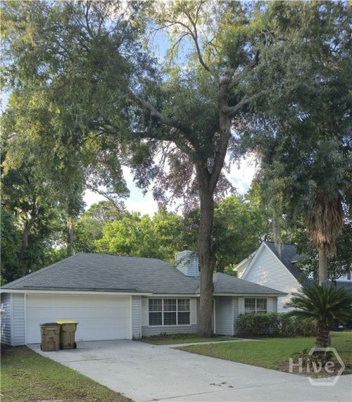 122 Penn Station, Savannah, GA, 31410 | Card Image