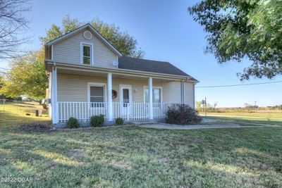 377 Nw 130th Lane, House other with 3 bedrooms, 1 bathrooms and null parking in Liberal MO | Image 2