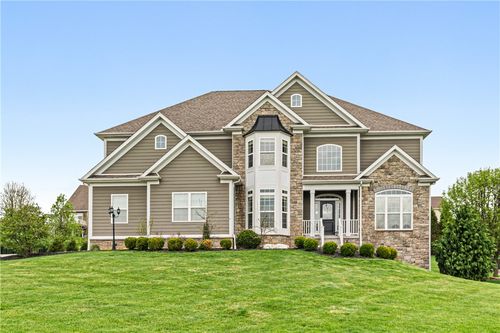 613 Raleigh Dr, Greensburg, PA, 15601-8601 | Card Image