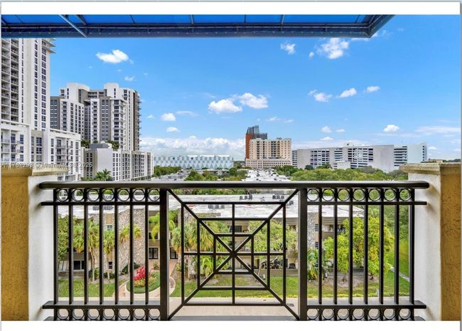 APT-503 - 8390 Sw 72 Nd Ave, Condo with 3 bedrooms, 3 bathrooms and null parking in Miami FL | Image 14