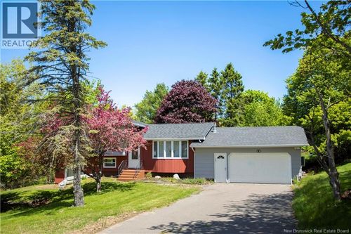 11 Kenneview Dr, Quispamsis, NB, E2E1A4 | Card Image