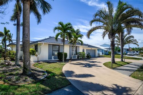 2429 Aqui Esta Dr, PUNTA GORDA, FL, 33950-6463 | Card Image