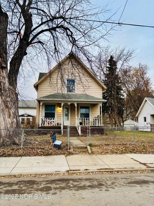 1705 Idaho St, Toledo, OH, 43605-2747 | Card Image