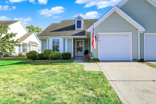 8254 Cape Dr N, Indianapolis, IN, 46256-4355 | Card Image