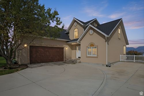 2262 S Maverick Rd, Saratoga Springs, UT, 84045-3934 | Card Image