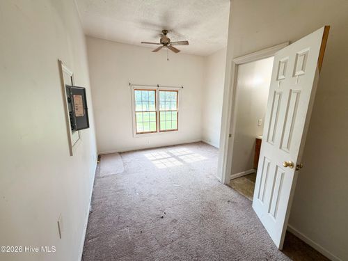 165 Pate Rd, New Bern, NC, 28562-6930 | Card Image