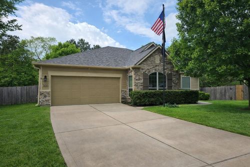300 Pine Mist Ln, Conroe, TX, 77304-1508 | Card Image