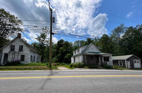 562 2nd Nh Tpke, Hillsborough, NH, 03244-4615 | Card Image