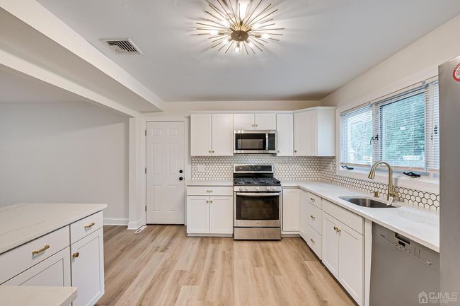 103 Stillwell Rd, House other with 4 bedrooms, 3 bathrooms and null parking in KENDALL PARK NJ | Image 19