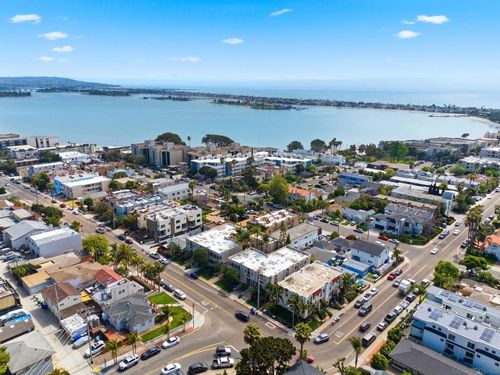 5-4070 Riviera Dr, San Diego, CA, 92109-5381 | Card Image