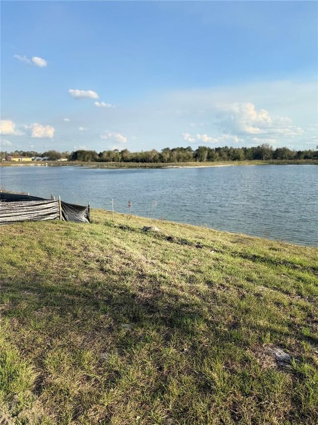 1281 Deepwater Cir, House other with 5 bedrooms, 3 bathrooms and null parking in EAGLE LAKE FL | Image 28
