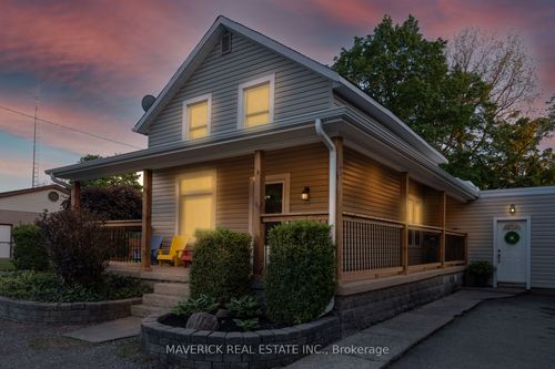 22371 Adelaide Rd, Mount Brydges, ON, N0L1W0 | Card Image