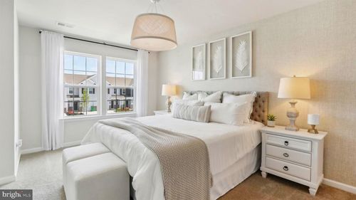 254 Hermosa Dr, EGG HARBOR TOWNSHIP, NJ, 08234-3124 | Card Image