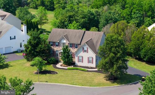 20 Greenshire Blvd, SCHWENKSVILLE, PA, 19473-2817 | Card Image