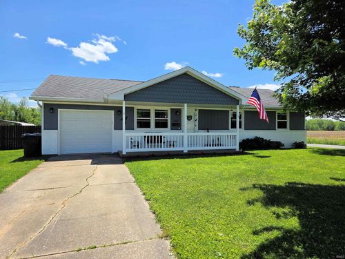 120 W Cummings St, Brownstown, IN, 47220-1914 | Card Image