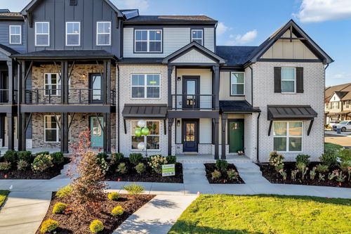 610 Granbury Pvt Dr, Hendersonville, TN, 37075-2780 | Card Image
