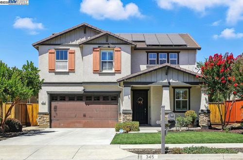 345 Ronan Ave, Gilroy, CA, 95020-7222 | Card Image