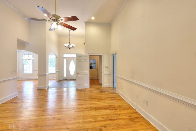 557 Arrowhead Cir, House other with 3 bedrooms, 2 bathrooms and null parking in Rutledge GA | Image 37