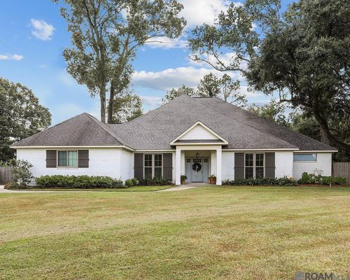 8896 Myrtle Hill Dr, Saint Francisville, LA, 70775-5617 | Card Image