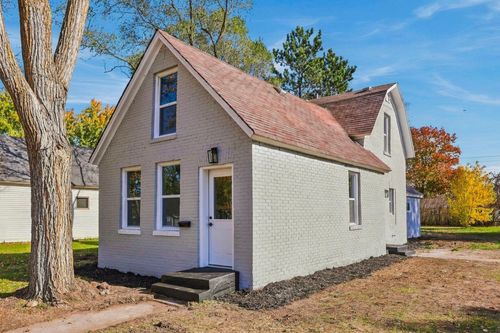 317 5th St Sw, Little Falls, MN, 56345-1525 | Card Image