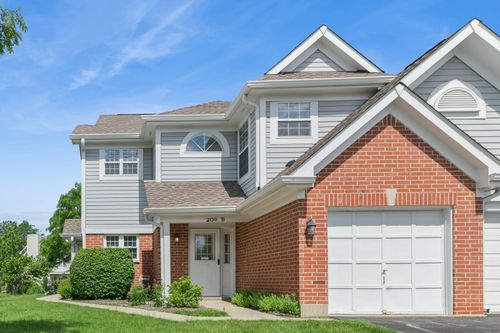 b-208 Chesterfield Ct, Schaumburg, IL, 60193-6107 | Card Image