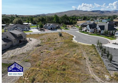 120 Roaring Fork Road, Lander, WY, 82520 | Card Image
