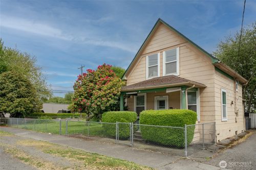 5708 7th Ave S, Seattle, WA, 98108-2602 | Card Image