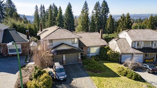 2035 Hill Dr, North Vancouver, BC, V7H2N1 | Card Image