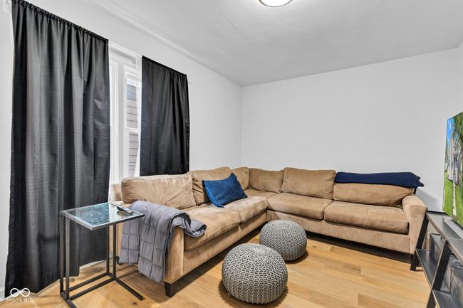 Main floor bedroom. | Image 18
