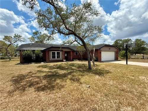 903 Mcguill Rd, Goliad, TX, 77963-6040 | Card Image
