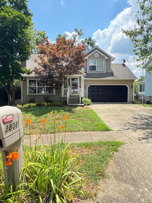 3808 Berry Ridge Cir, Lexington, KY, 40514 | Card Image