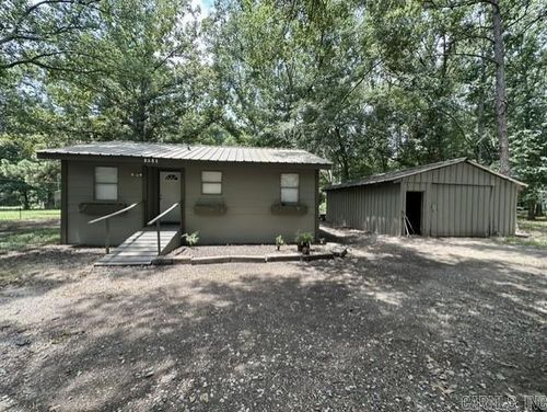 8208 Robinson Rd, Pine Bluff, AR, 71603-8931 | Card Image