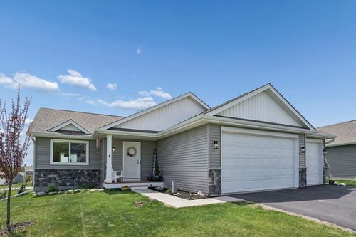 1052 Butternut Ln, Watertown, MN, 55388-2300 | Card Image