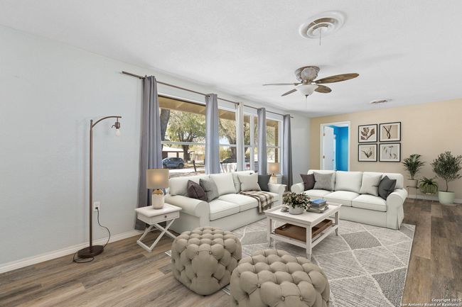 5509 Crosswind Dr, House other with 3 bedrooms, 2 bathrooms and null parking in Windcrest TX | Image 4
