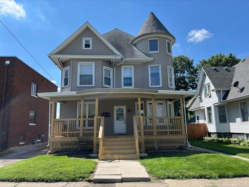 211 W Broadway, Monmouth, IL, 61462-1784 | Card Image