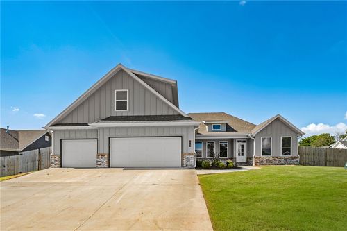 823 Mueller Way, Prairie Grove, AR, 72753 | Card Image